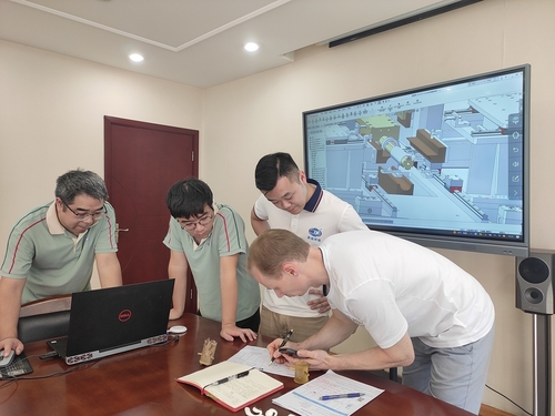 Ultime notizie aziendali su Il cliente russo ha visitato la fabbrica Xinwei