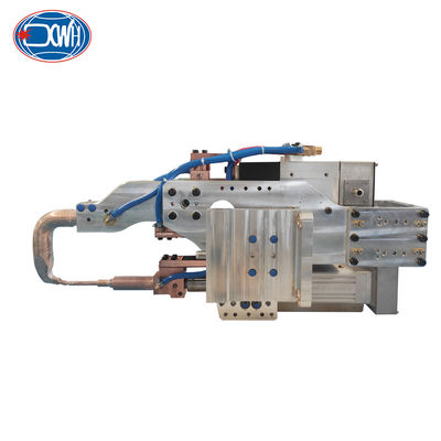 Un buon prezzo. Automazione di resistenza automobilistica saldatore automatico tipo C di robot punto di saldatura pistola in linea