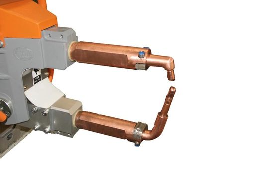 Un buon prezzo. macchina manuale della saldatura a punti 380V, saldatore a punti portatile 0.5MPA in linea