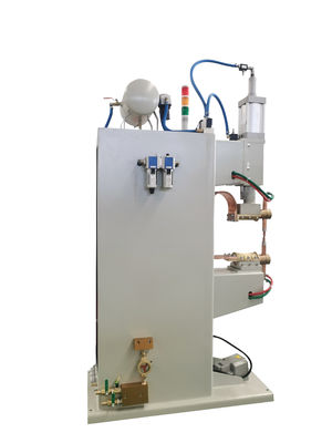 Un buon prezzo. CA della macchina di Mesh Ss Stationary Spot Welding del cavo del dado raffreddato ad acqua per la lamiera sottile in linea