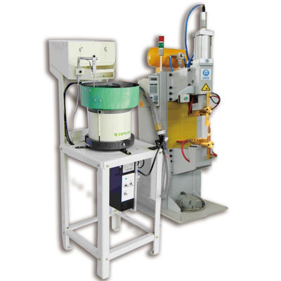Un buon prezzo. Saldatore a punti della proiezione dello SpA 250VA 60pcs/Min Nut Feeder Machine For in linea