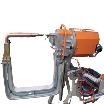 Un buon prezzo. macchina portatile di alluminio della saldatura a punti di 50Hz 31KVA per la riparazione automatica del corpo in linea