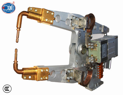 Servo pistola robot pneumatica della saldatura a punti 4500N per metallo galvanizzato