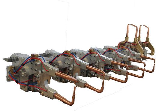 Un buon prezzo. Servo pistola elettromagnetica della saldatura a punti di protezione 500V 200KVA tenuta in mano in linea