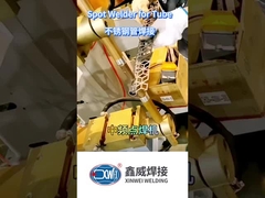 Saldatura di tubi inossidabili con saldatore a punto fisso